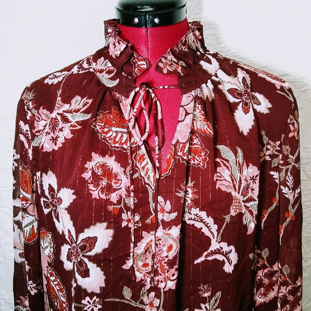 Violet + Claire Large Wine Floral Boho Ruffle Top